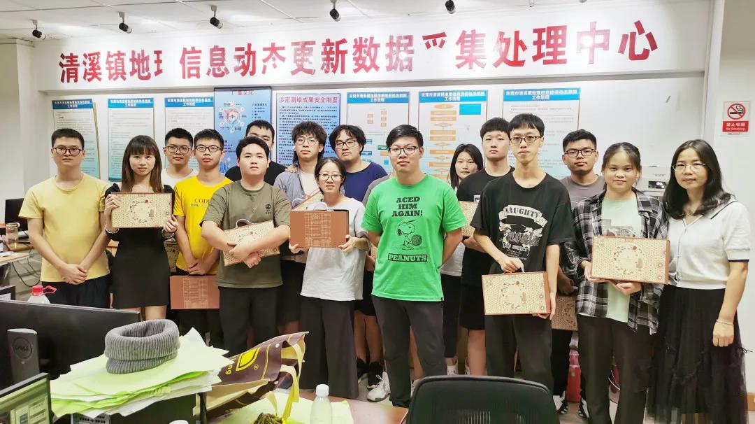 月满中秋 情满人心丨W66最给力的老牌娱乐集团走访慰问项目部一线员工