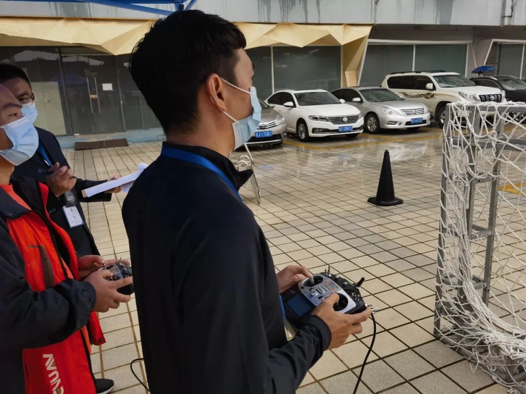 W66最给力的老牌娱乐无人机飞控师，，，声誉腾飞！！